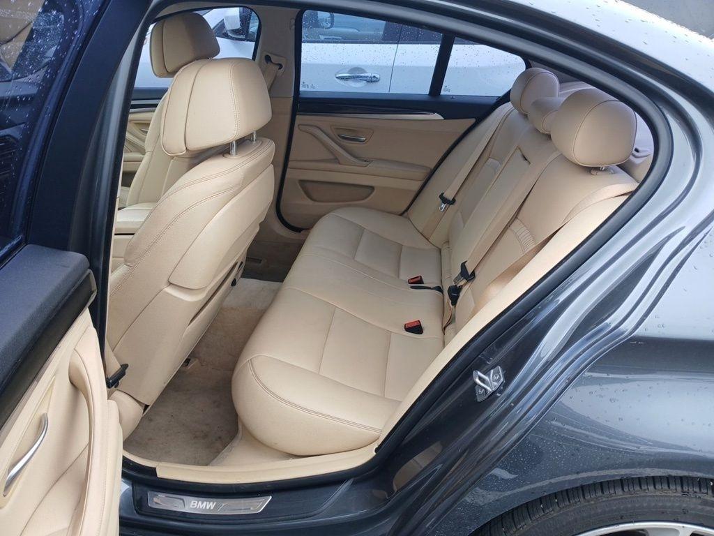 BMW 5 Series 4dr Sdn 535i RWD 2015