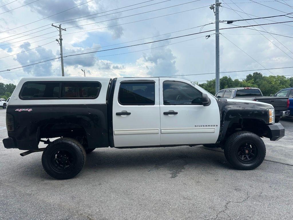 Chevrolet Silverado 1500 4WD Crew Cab 143.5" LT 2010