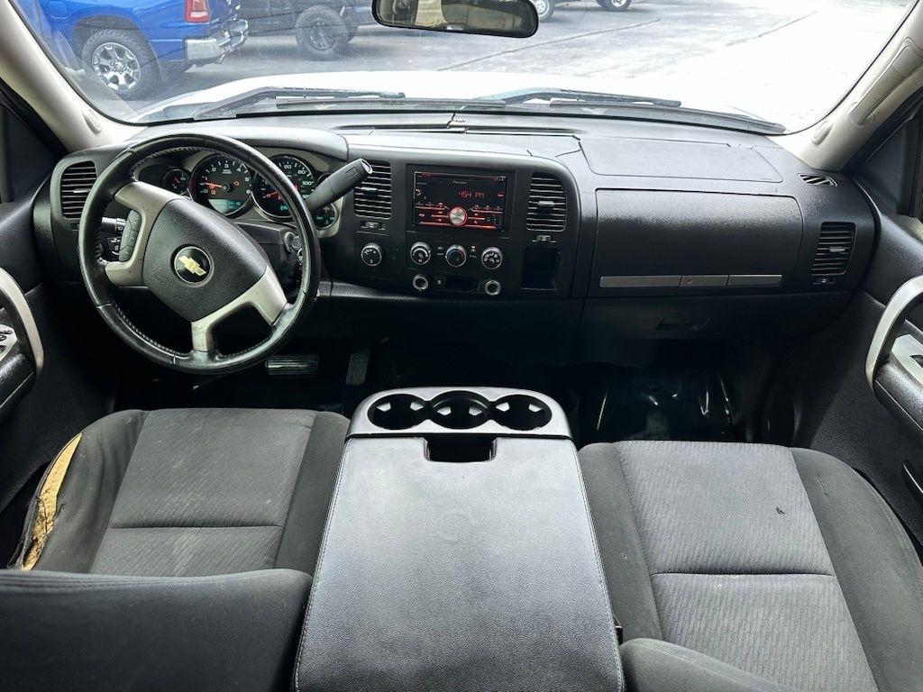 Chevrolet Silverado 1500 4WD Crew Cab 143.5" LT 2010