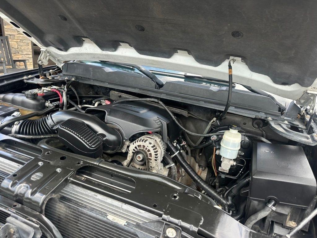 Chevrolet Silverado 1500 4WD Crew Cab 143.5" LT 2010