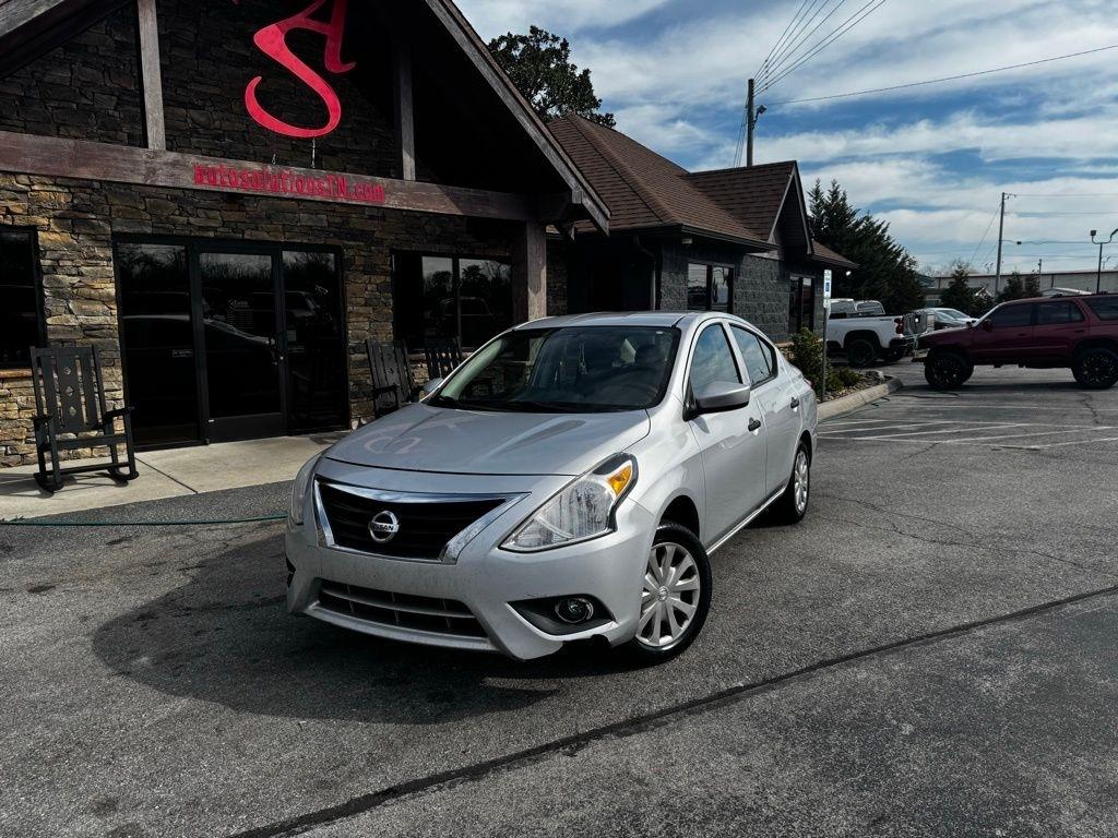 Nissan Versa Sedan S Manual 2017