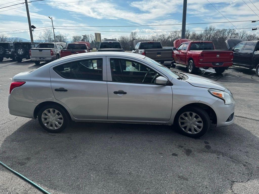 Nissan Versa Sedan S Manual 2017