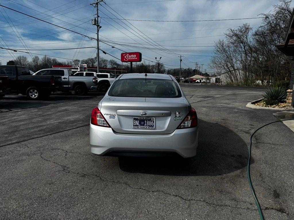 Nissan Versa Sedan S Manual 2017