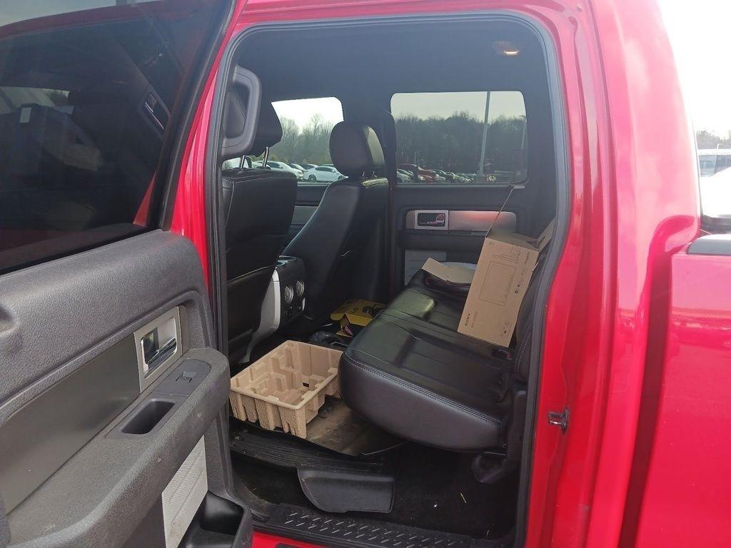 Ford F-150 2WD SuperCrew 145" Platinum 2013