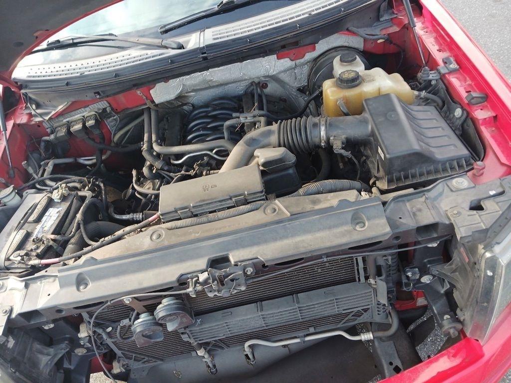 Ford F-150 2WD SuperCrew 145" Platinum 2013