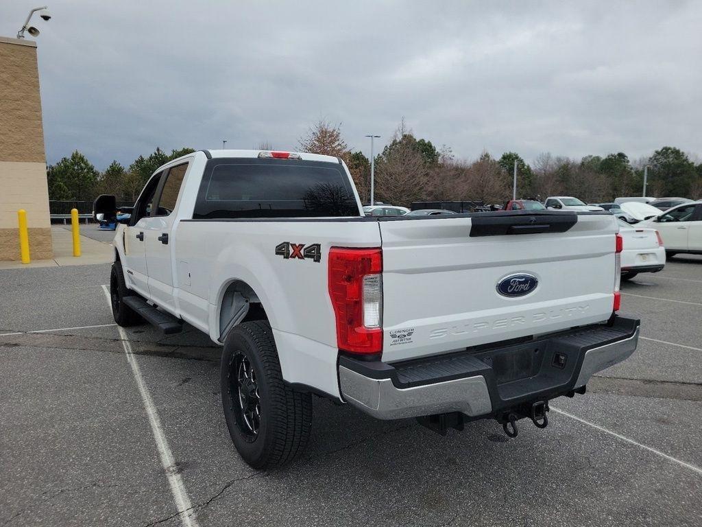 Ford Super Duty F-250 SRW King Ranch 4WD Crew Cab 8' Box 2017