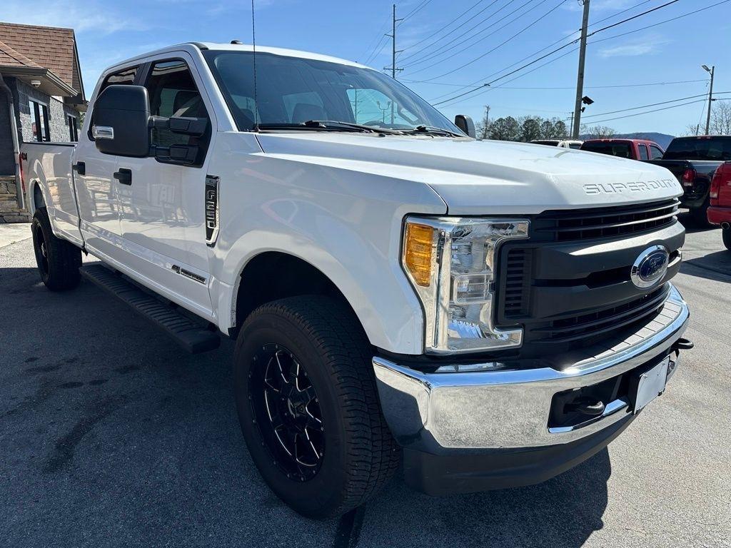 Ford Super Duty F-250 SRW King Ranch 4WD Crew Cab 8' Box 2017