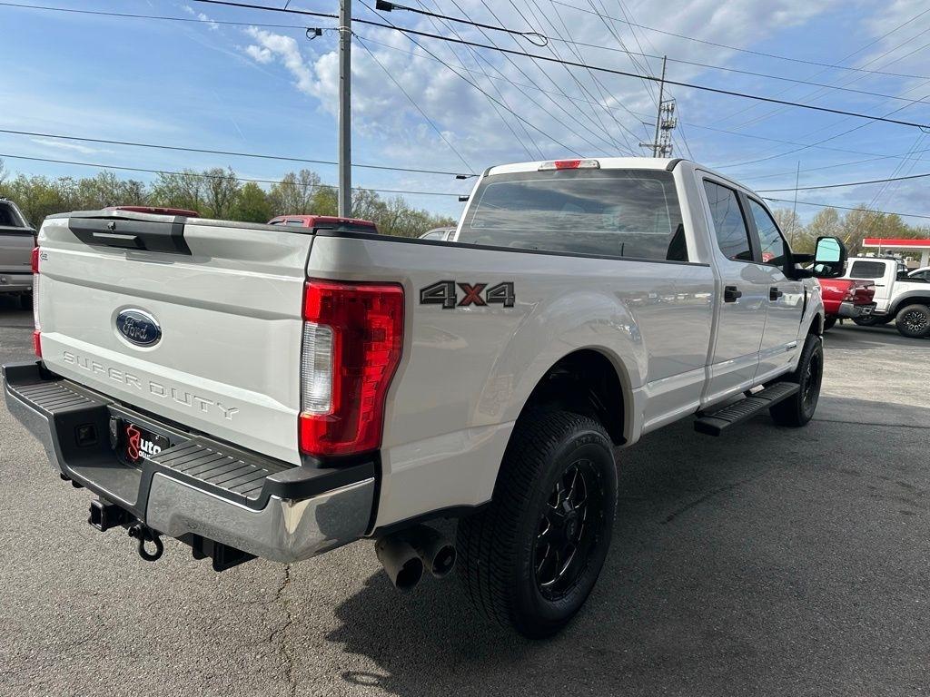 Ford Super Duty F-250 SRW King Ranch 4WD Crew Cab 8' Box 2017