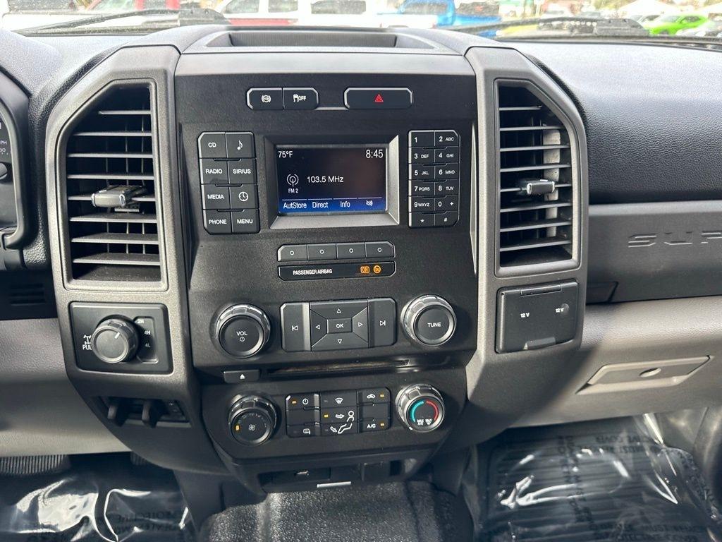 Ford Super Duty F-250 SRW King Ranch 4WD Crew Cab 8' Box 2017