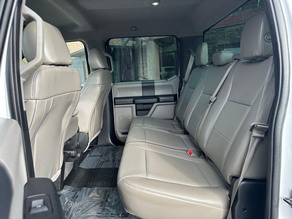 Ford Super Duty F-250 SRW King Ranch 4WD Crew Cab 8' Box 2017