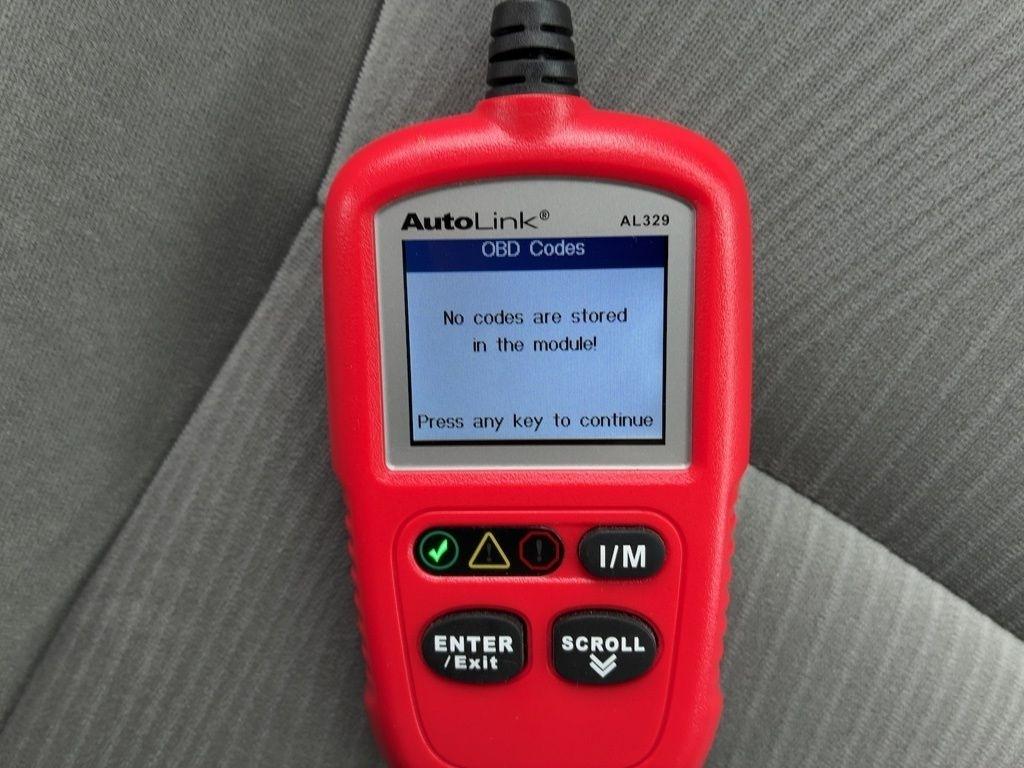 Toyota Corolla 4dr Sdn Auto LE (Natl) 2011