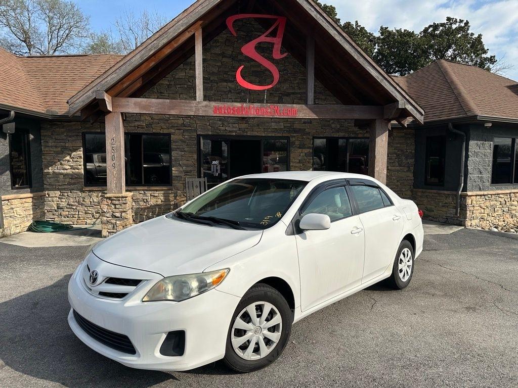 Toyota Corolla 4dr Sdn Auto LE (Natl) 2011