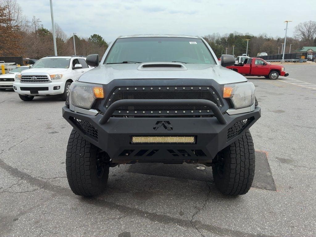 Toyota Tacoma 4WD Double Cab V6 MT (Natl) 2013