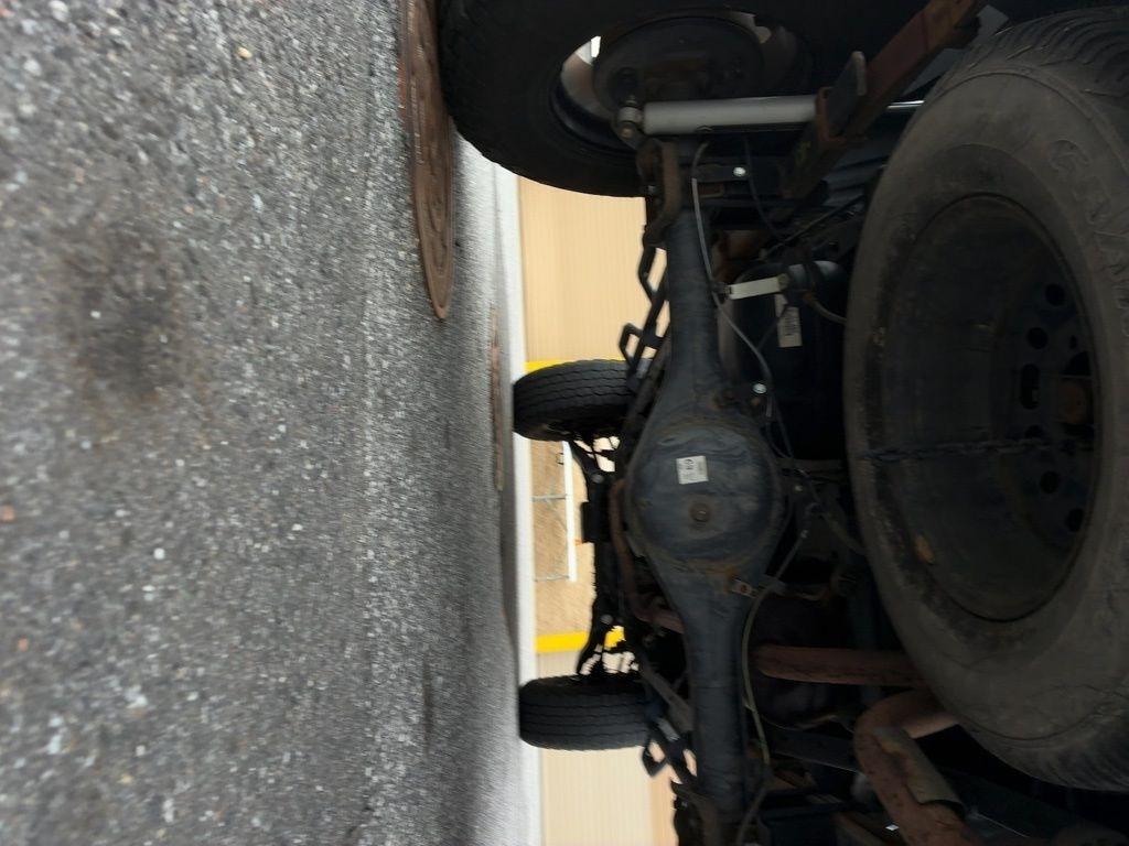 Toyota Tacoma 4WD Double Cab V6 MT (Natl) 2013