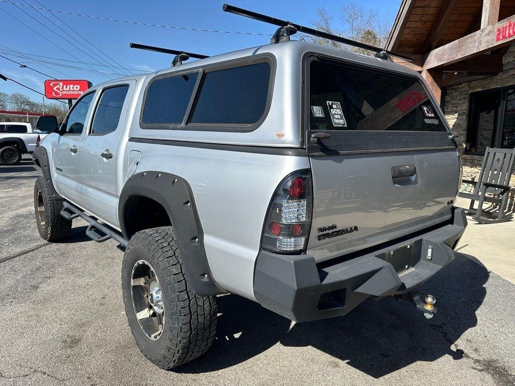 Toyota Tacoma 4WD Double Cab V6 MT (Natl) 2013