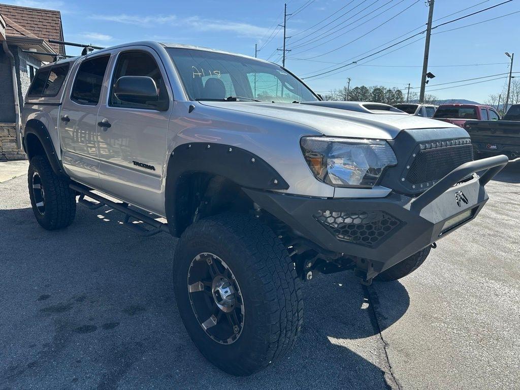 Toyota Tacoma 4WD Double Cab V6 MT (Natl) 2013