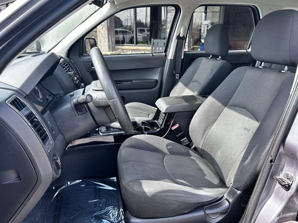 Mazda Tribute FWD I4 Auto Sport 2008