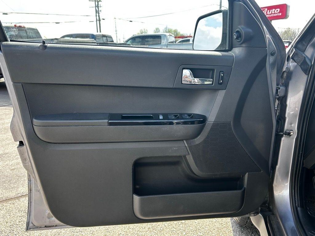 Mazda Tribute FWD I4 Auto Sport 2008