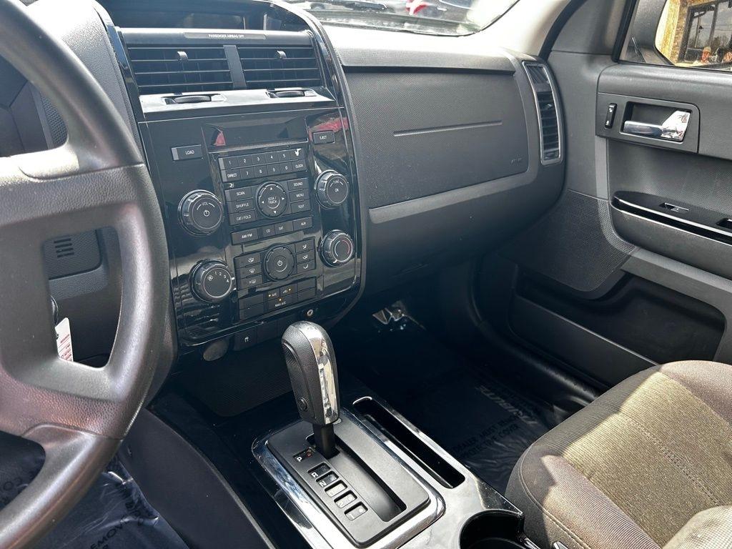 Mazda Tribute FWD I4 Auto Sport 2008