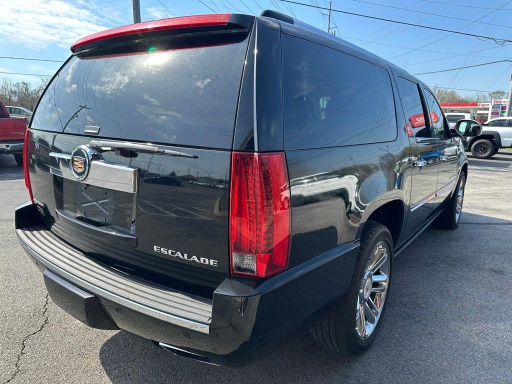 Cadillac Escalade ESV AWD 4dr Platinum 2014