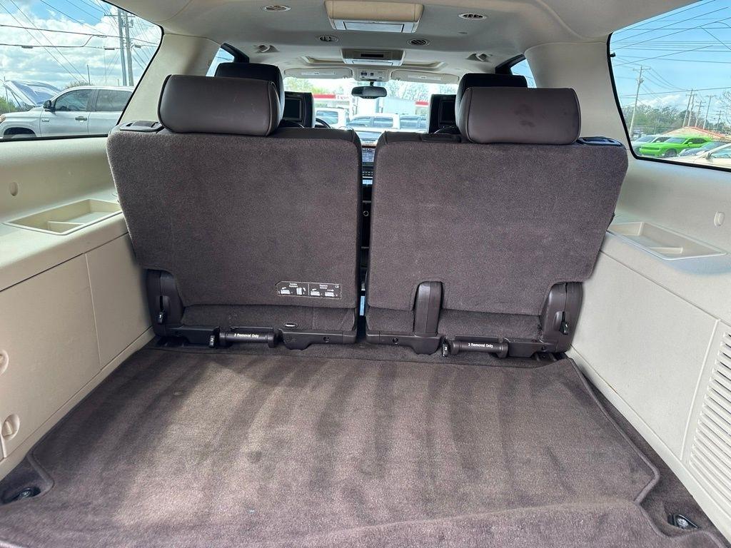 Cadillac Escalade ESV AWD 4dr Platinum 2014