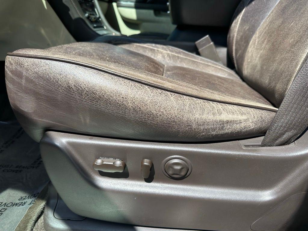 Cadillac Escalade ESV AWD 4dr Platinum 2014