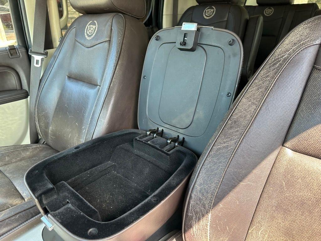 Cadillac Escalade ESV AWD 4dr Platinum 2014