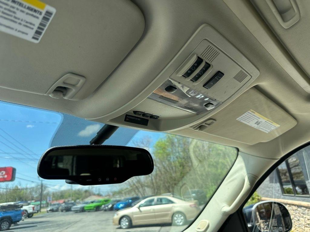 Cadillac Escalade ESV AWD 4dr Platinum 2014