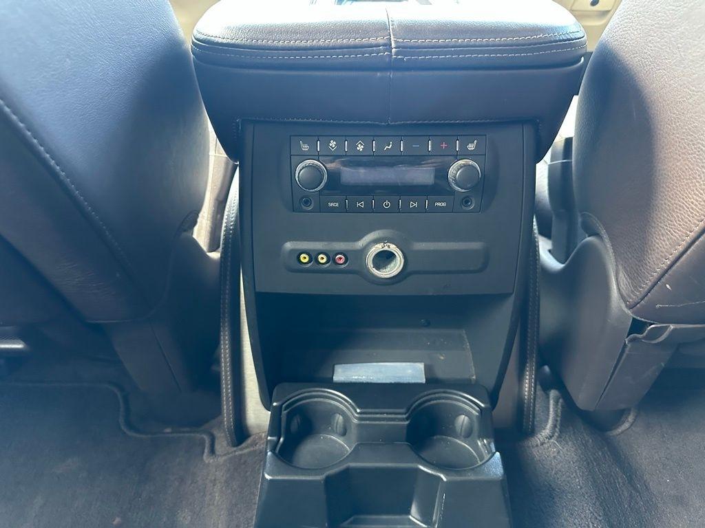 Cadillac Escalade ESV AWD 4dr Platinum 2014