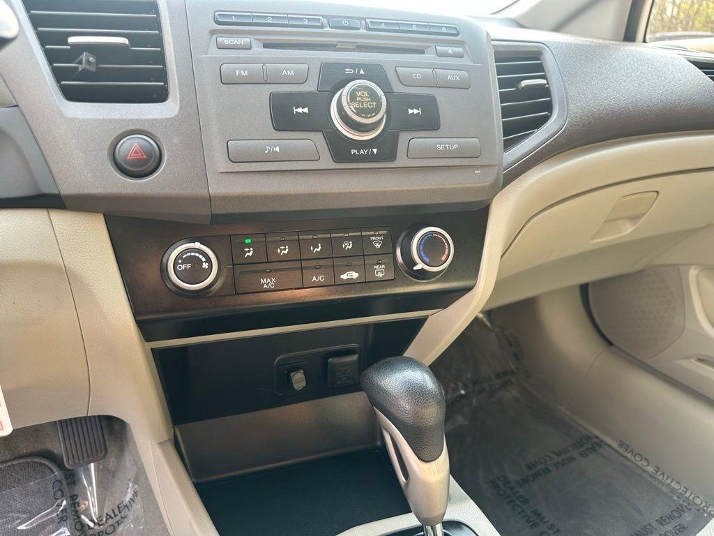 Honda Civic Sdn 4dr Auto LX 2012