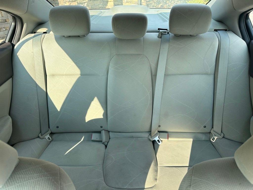 Honda Civic Sdn 4dr Auto LX 2012