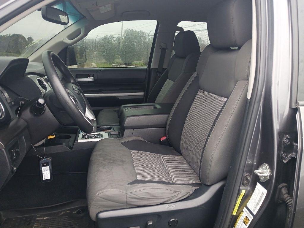 Toyota Tundra 4WD TRD Pro CrewMax 5.5' Bed 5.7L FFV (Natl) 2017