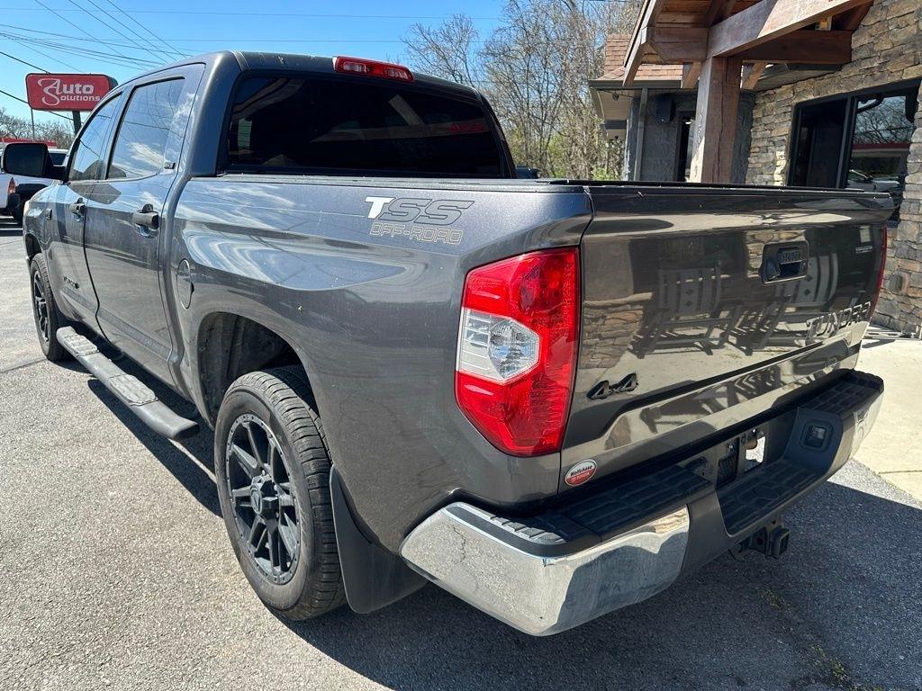 Toyota Tundra 4WD TRD Pro CrewMax 5.5' Bed 5.7L FFV (Natl) 2017