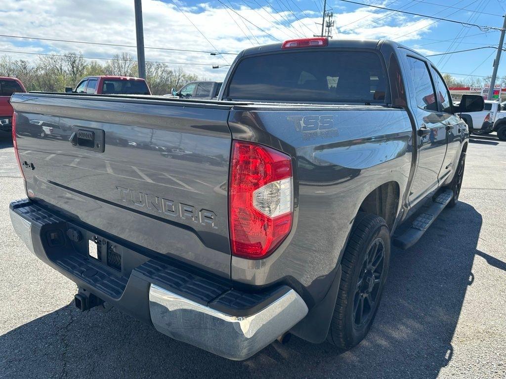 Toyota Tundra 4WD TRD Pro CrewMax 5.5' Bed 5.7L FFV (Natl) 2017