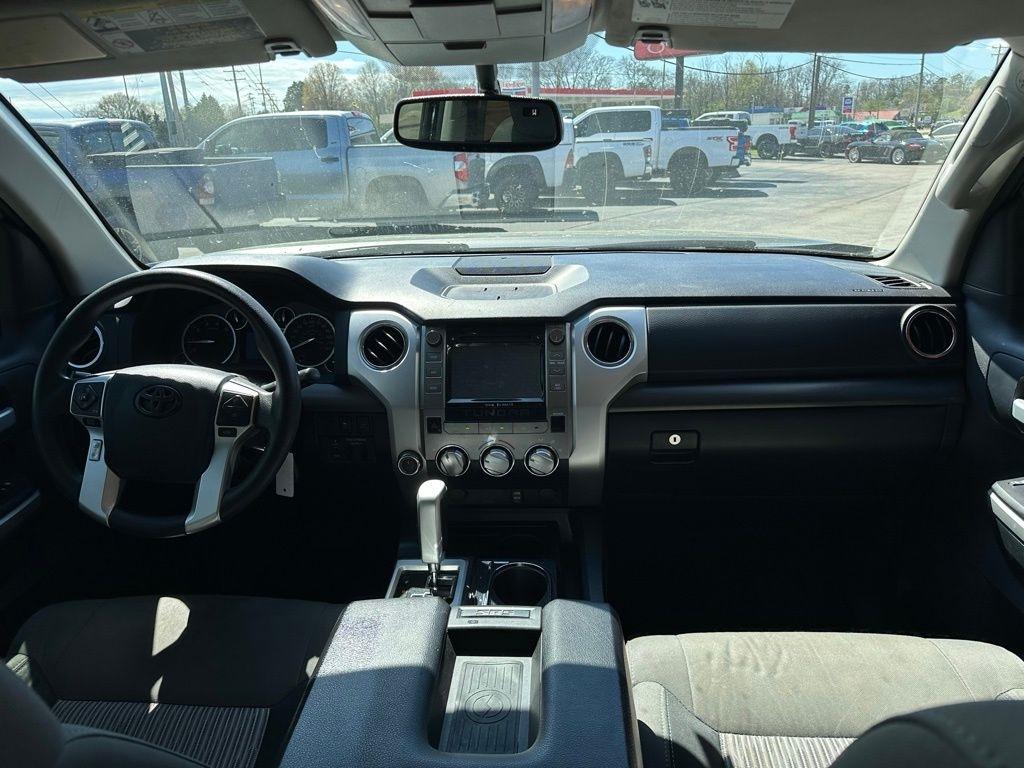 Toyota Tundra 4WD TRD Pro CrewMax 5.5' Bed 5.7L FFV (Natl) 2017