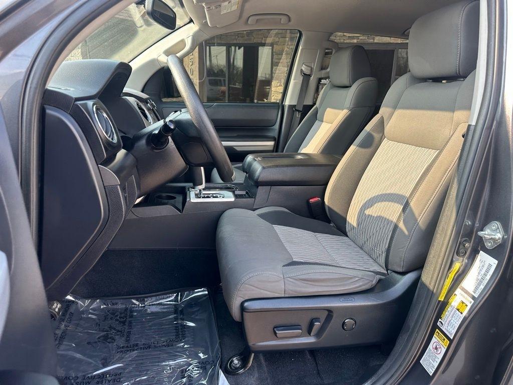 Toyota Tundra 4WD TRD Pro CrewMax 5.5' Bed 5.7L FFV (Natl) 2017