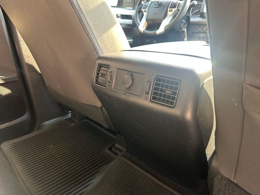 Toyota Tundra 4WD TRD Pro CrewMax 5.5' Bed 5.7L FFV (Natl) 2017