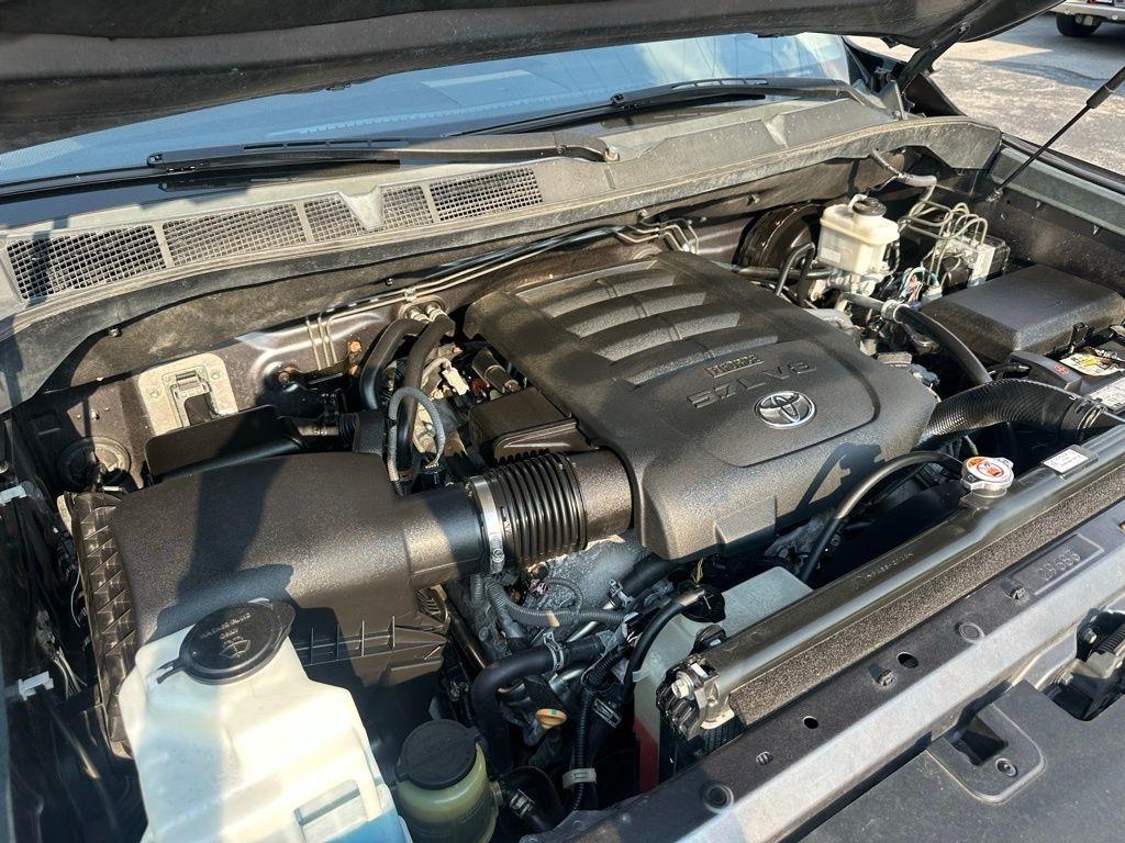 Toyota Tundra 4WD TRD Pro CrewMax 5.5' Bed 5.7L FFV (Natl) 2017