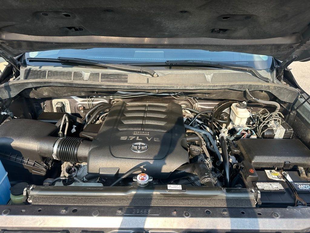 Toyota Tundra 4WD TRD Pro CrewMax 5.5' Bed 5.7L FFV (Natl) 2017