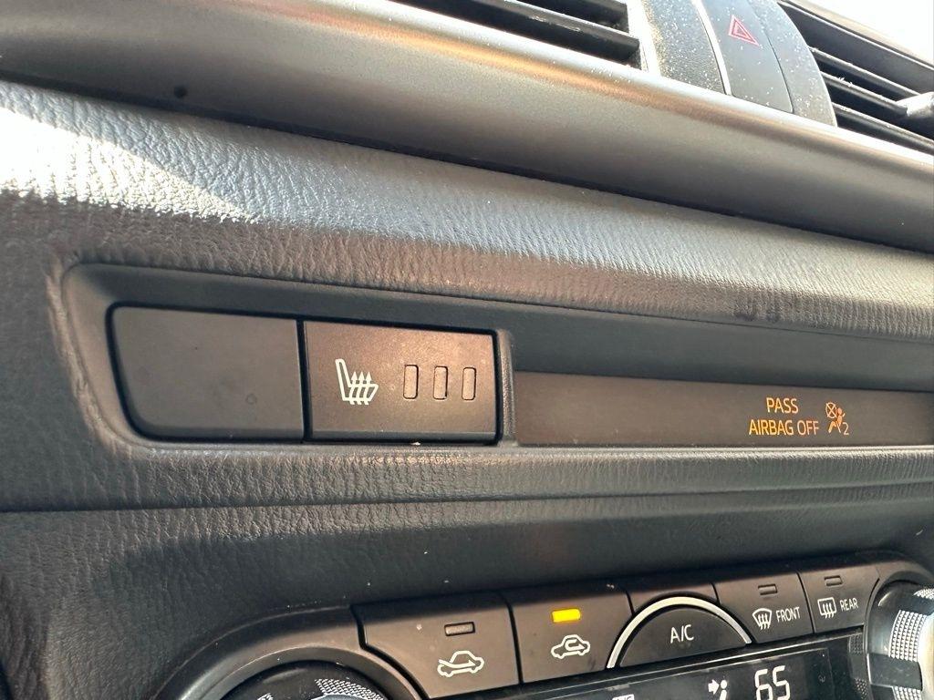 Mazda Mazda3 4-Door Touring Auto 2017