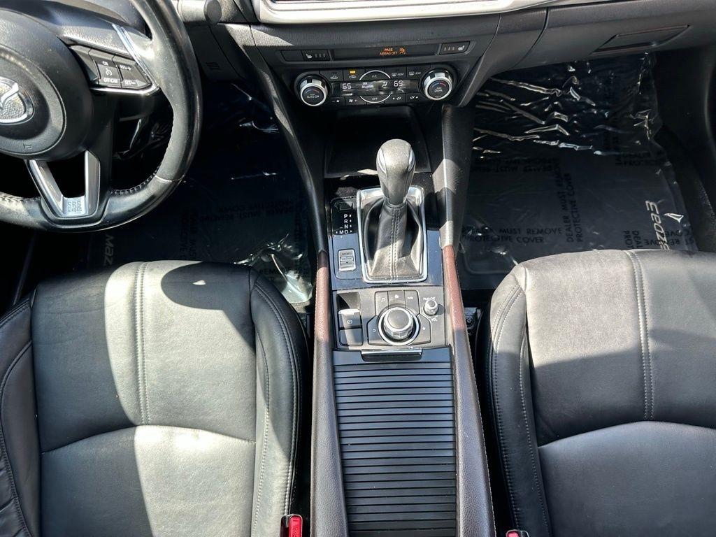 Mazda Mazda3 4-Door Touring Auto 2017