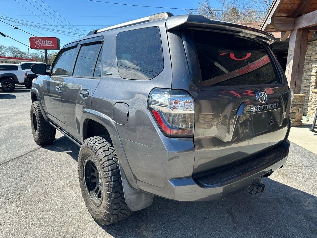 Toyota 4Runner SR5 4WD (Natl) 2021