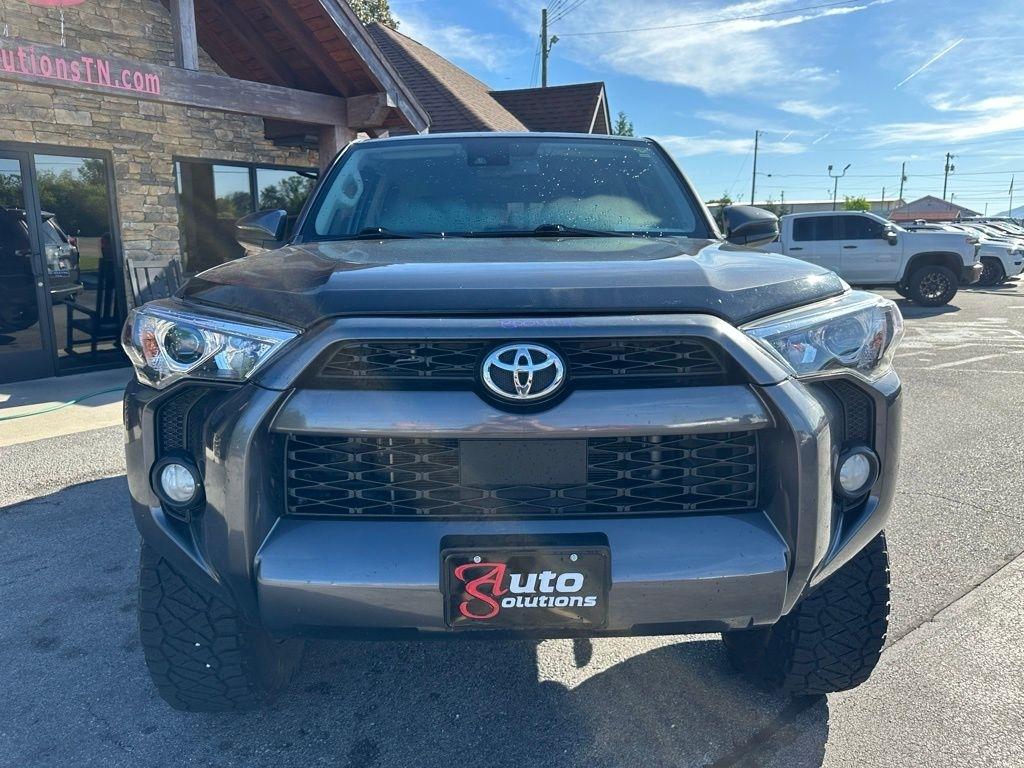 Toyota 4Runner SR5 4WD (Natl) 2021