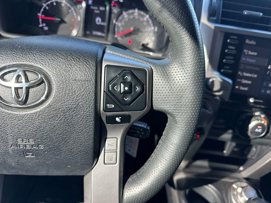 Toyota 4Runner SR5 4WD (Natl) 2021