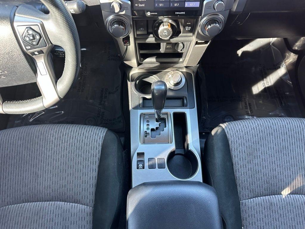 Toyota 4Runner SR5 4WD (Natl) 2021