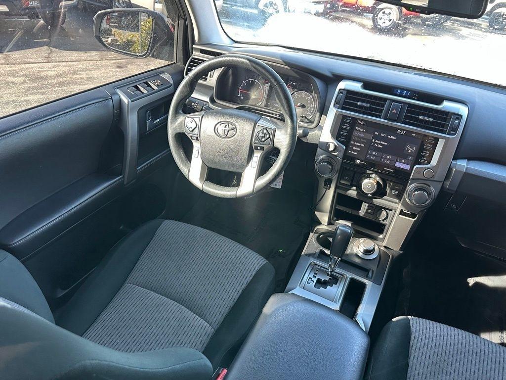 Toyota 4Runner SR5 4WD (Natl) 2021