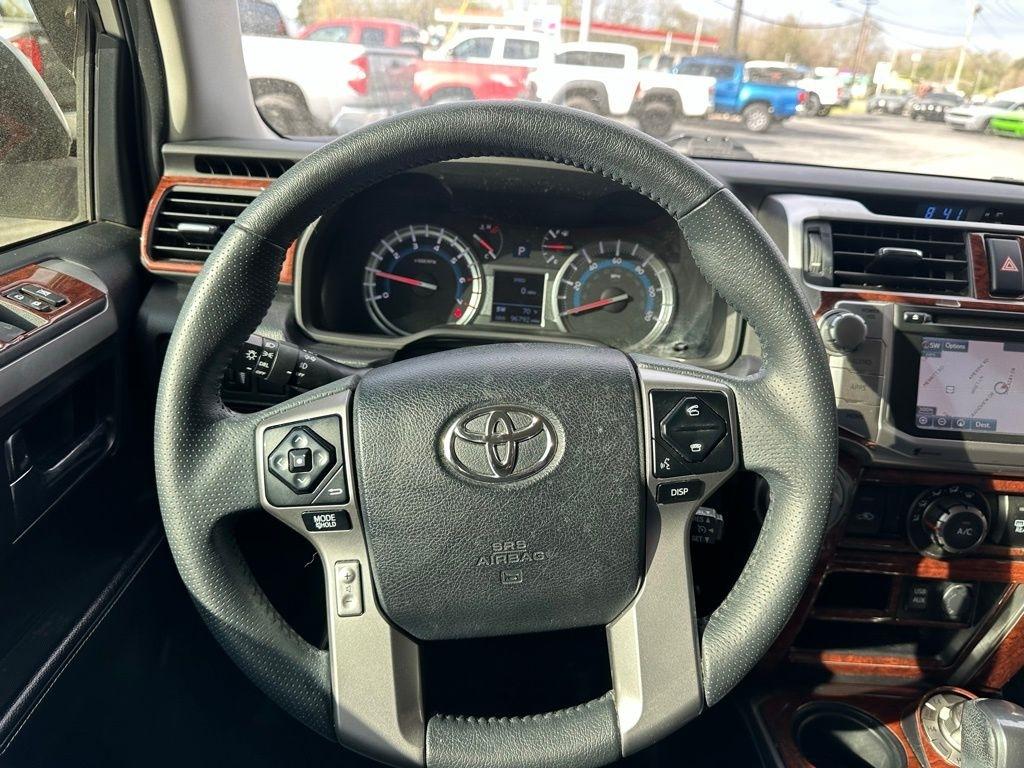 Toyota 4Runner TRD Off Road Premium 4WD (Natl) 2019