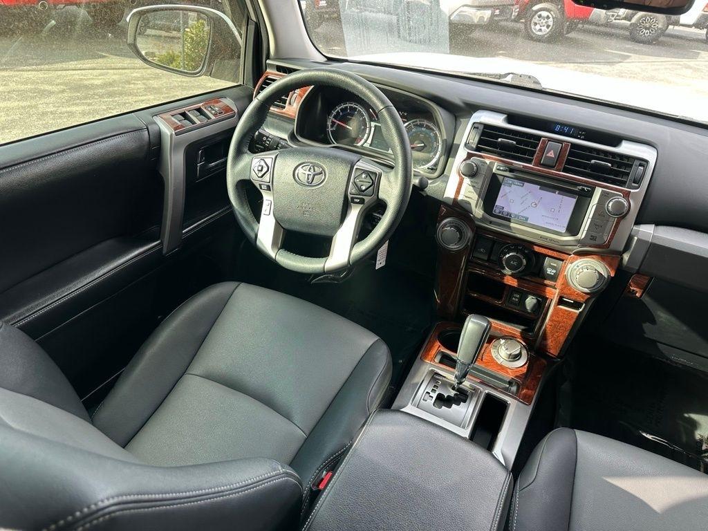 Toyota 4Runner TRD Off Road Premium 4WD (Natl) 2019