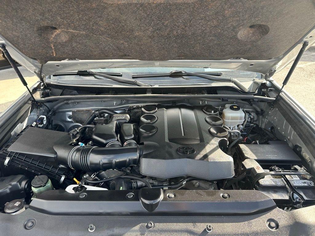 Toyota 4Runner TRD Off Road Premium 4WD (Natl) 2019