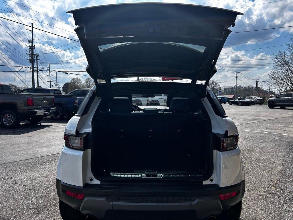 Land Rover Range Rover Evoque 5 Door SE 2018